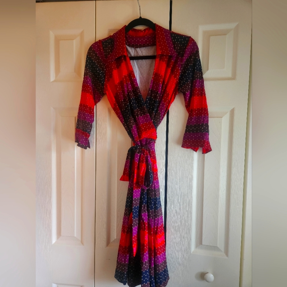Wrap dress 70s vibe